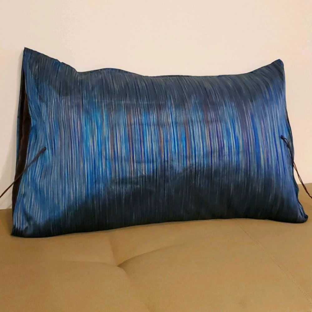 Blue stripe pillows from Target Global Bazar